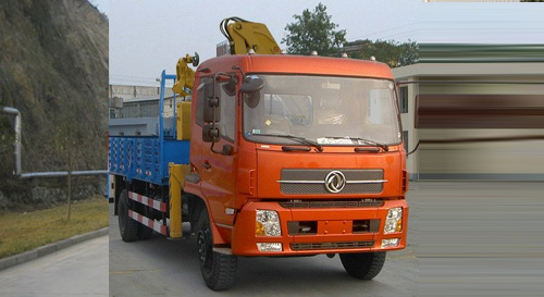 東風(fēng)天錦隨車起重運(yùn)輸車