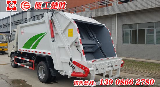 多利卡玉柴發(fā)動機6方壓縮式垃圾車