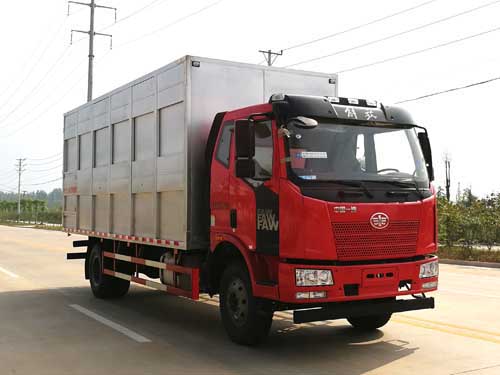 楚勝牌CSC5180CCQC5型畜禽運輸車